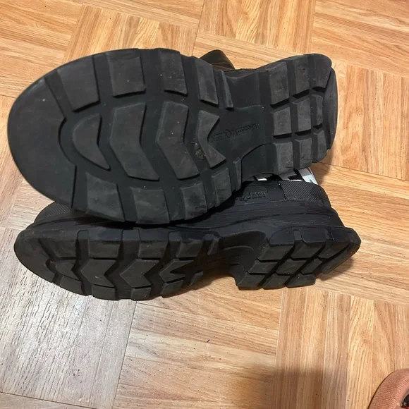 Alexander McQueen men’s boots Eu 43 - Picture 7 of 8